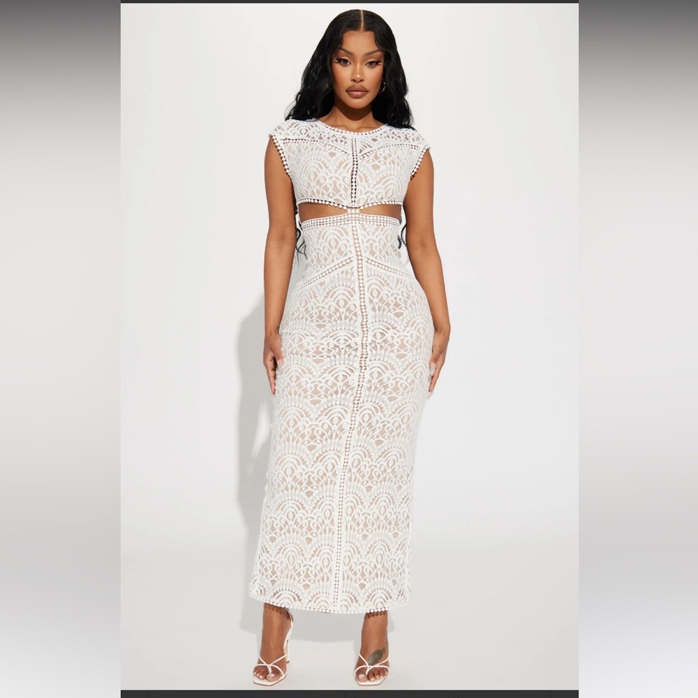 Elegant White Lace Midi Skirt